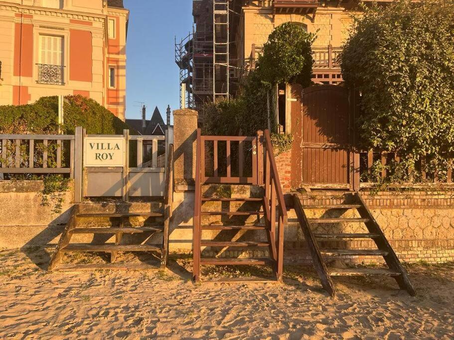 Beau Studio A 30M De La Plage / Beautiful Studio 30M From The Beach 트로우빌쉬메르 외부 사진